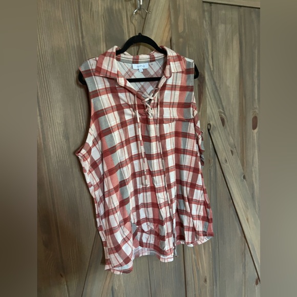 Orange check sleeveless top - Picture 1 of 2